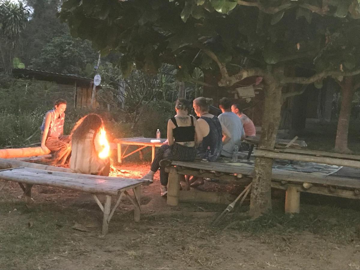 Гостевой дом Pai Sleepy Hut Экстерьер фото