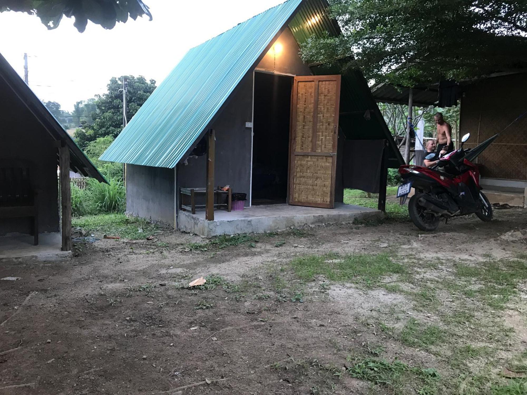 Гостевой дом Pai Sleepy Hut Экстерьер фото